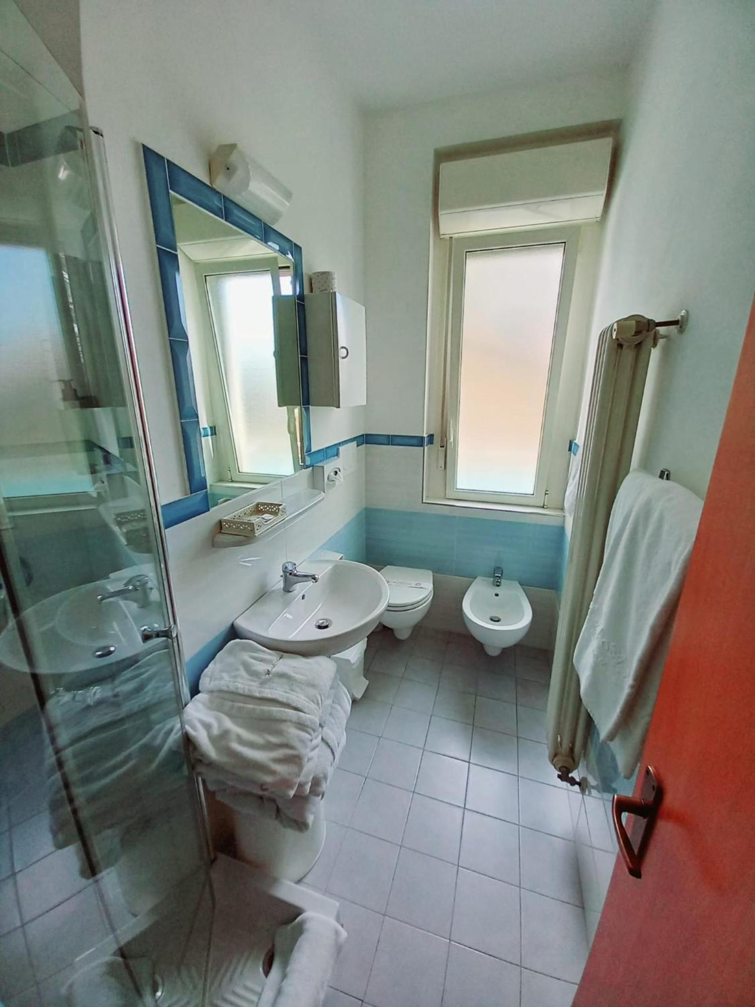 מילאנו מריטימה Hotel Ariella מראה חיצוני תמונה