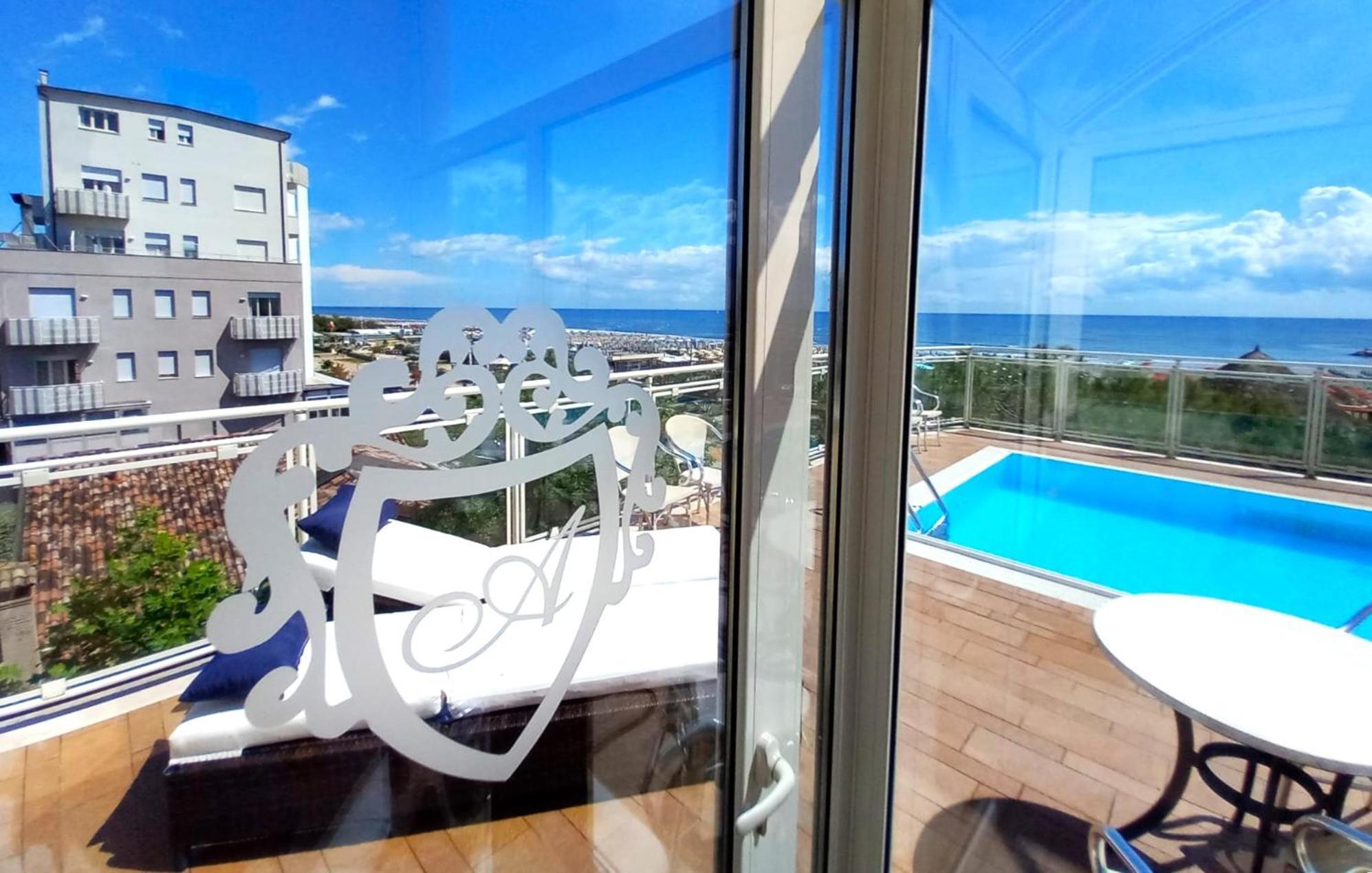 מילאנו מריטימה Hotel Ariella מראה חיצוני תמונה