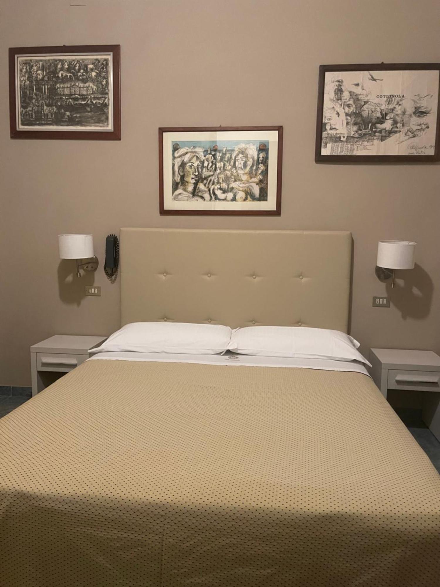 מילאנו מריטימה Hotel Ariella מראה חיצוני תמונה