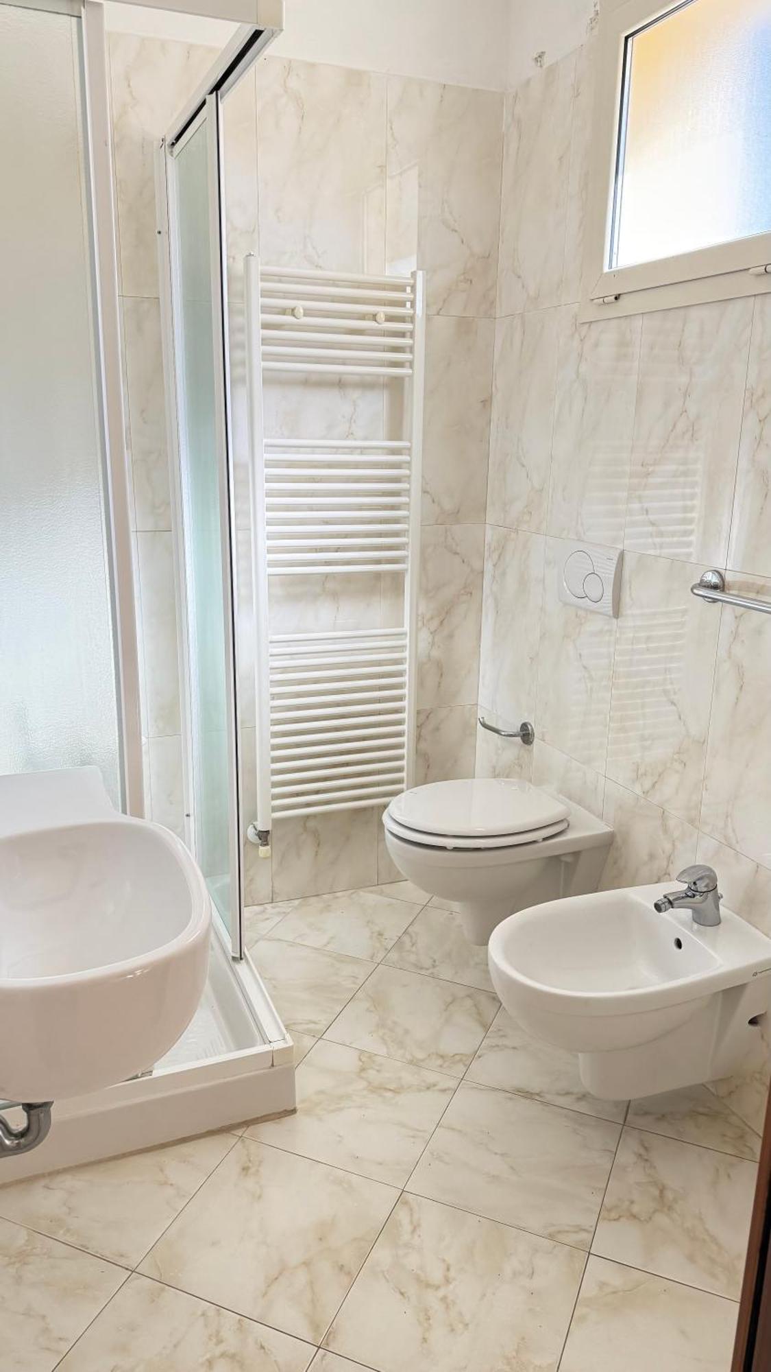 מילאנו מריטימה Hotel Ariella מראה חיצוני תמונה