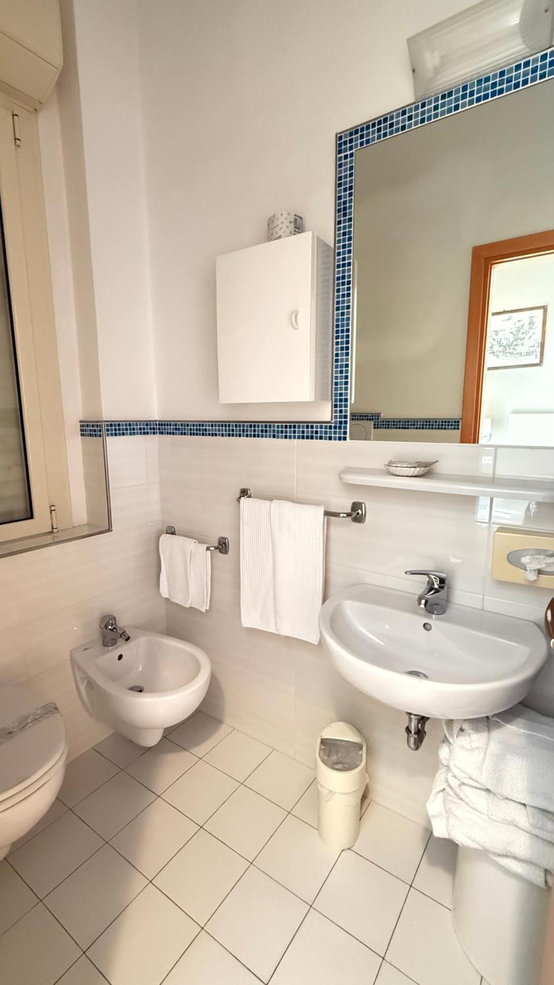 מילאנו מריטימה Hotel Ariella מראה חיצוני תמונה